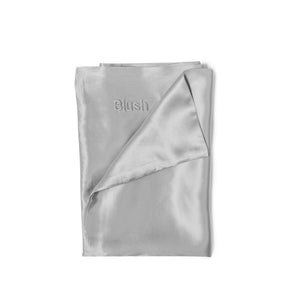 Blush 100% Mulberry silk pillowcase with hidden zip